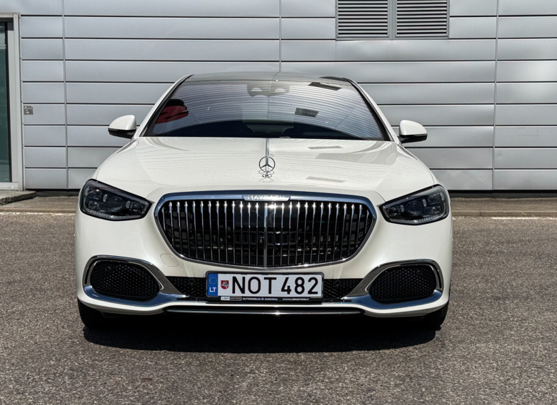 Mercedes-Benz S580