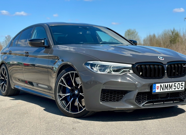 BMW M5 COMPETITION