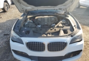 BMW 750, 4.4 l