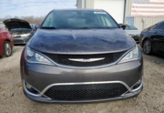 Chrysler Pacifica, Touring Plus
